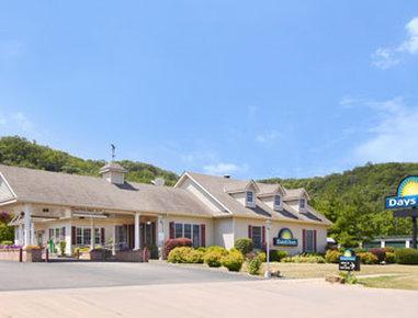 Travelodge By Wyndham Red Wing Buitenkant foto